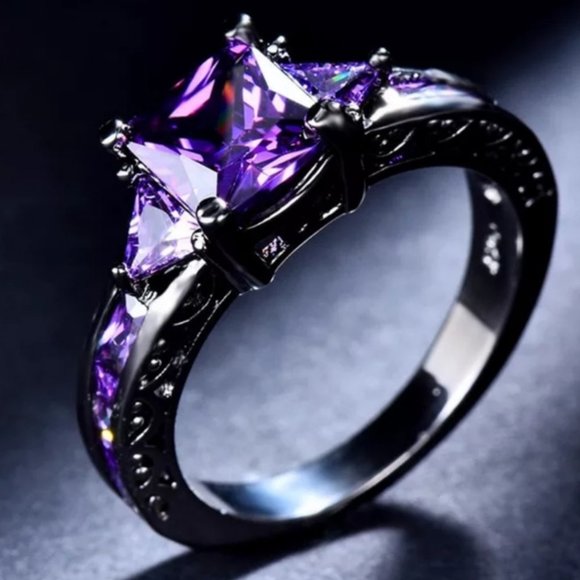 NEW Midnight Black Grape Lavender Amethyst Ring - Picture 3 of 5